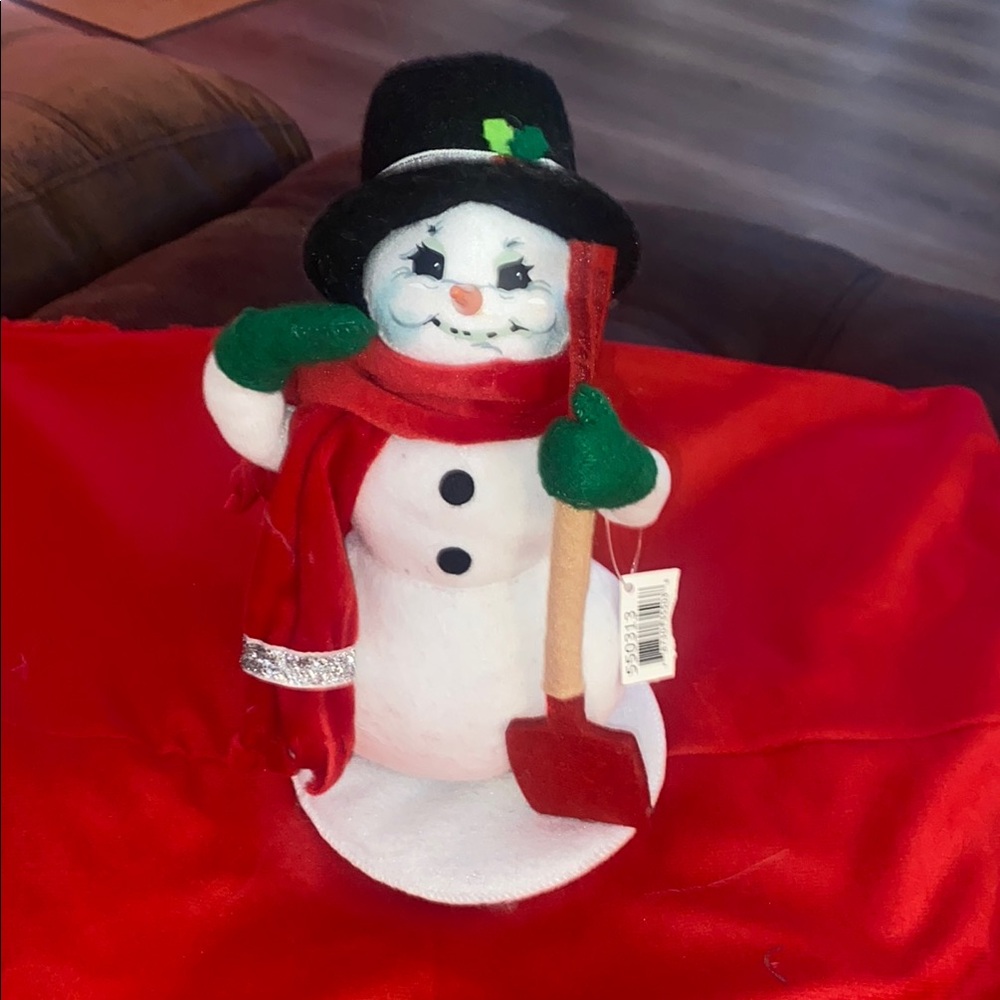 Annalee Snowman